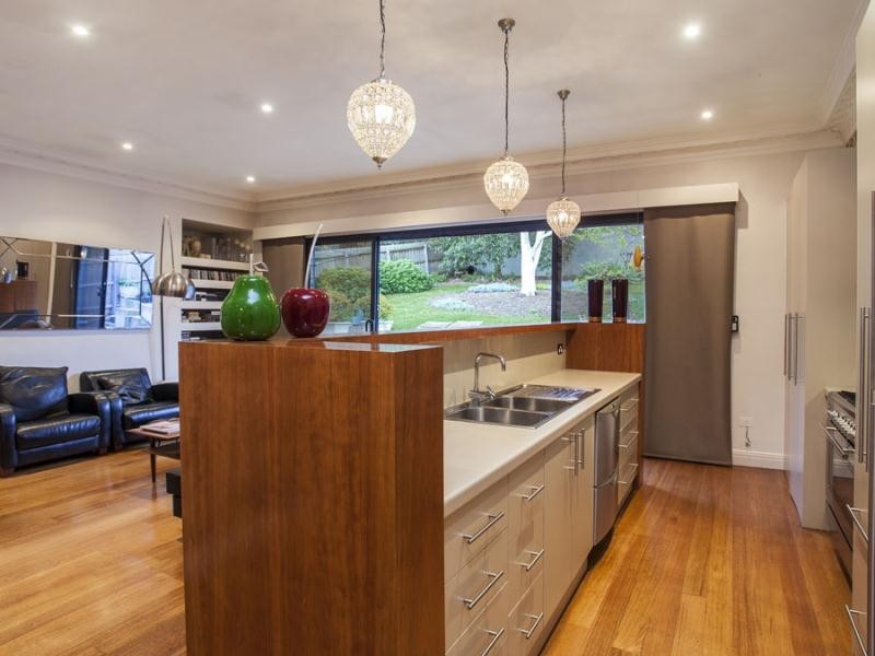 49 Pascoe Avenue, Strathmore VIC 3041