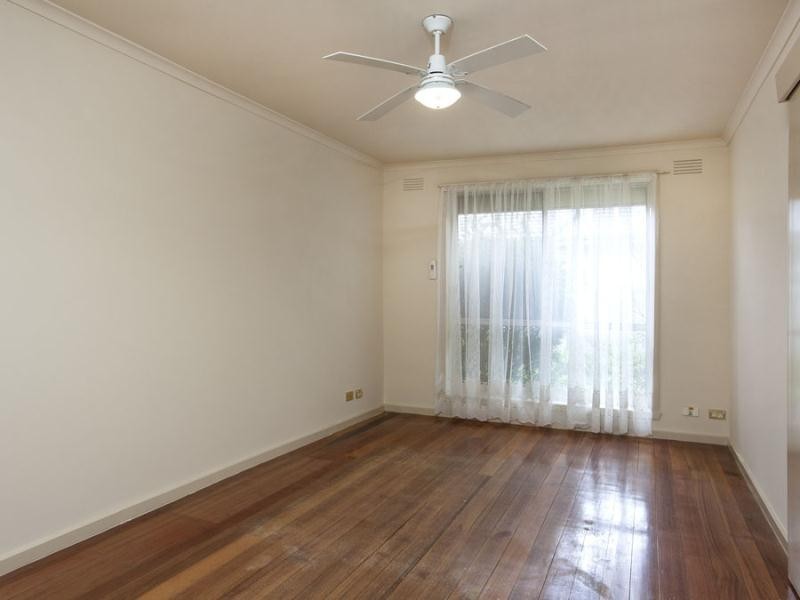 1/7 Royal Avenue, Essendon North VIC 3041