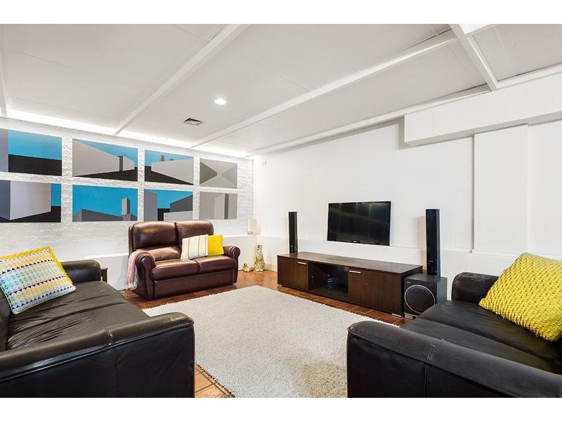 22 Strathaird Street, Strathmore VIC 3041