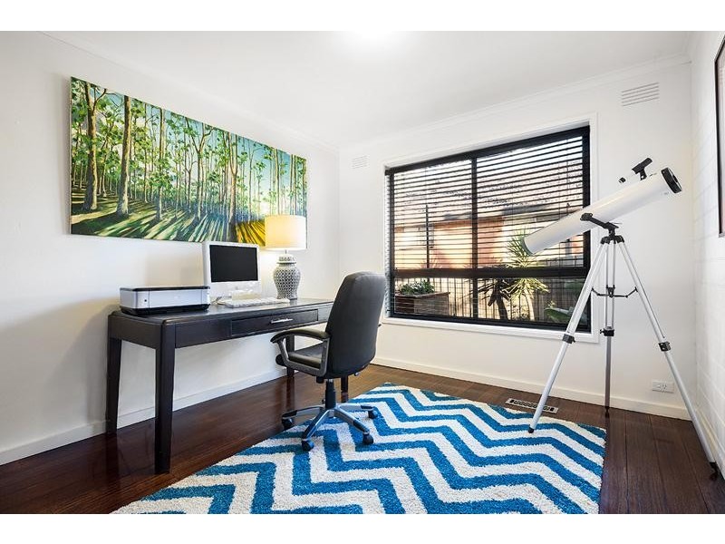 22 Strathaird Street, Strathmore VIC 3041