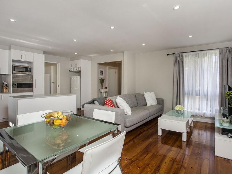 4/67 Hoffmans Road, Niddrie VIC 3042