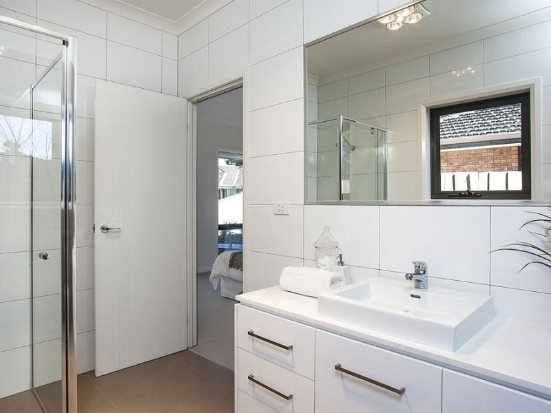 1/5 Elpis Court, Oak Park VIC 3046