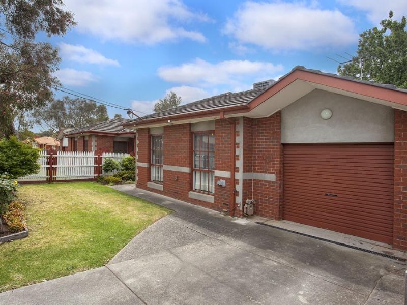 29B Wallace Crescent, Strathmore VIC 3041