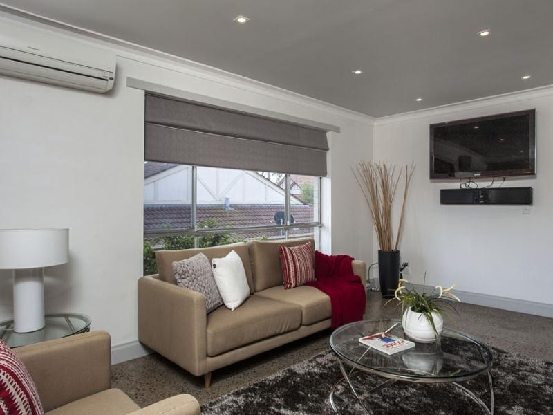 8/15 Royal Avenue, Essendon North VIC 3041