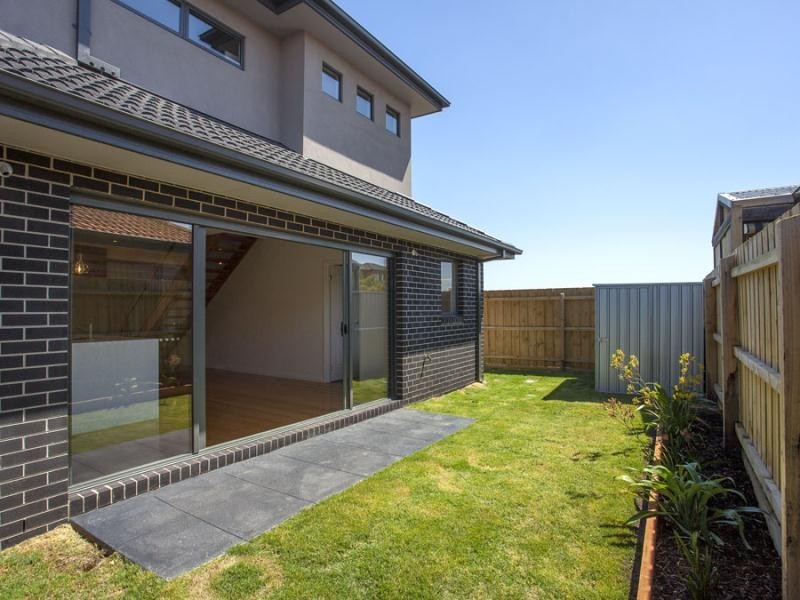 3/5 Dagonet Street, Strathmore VIC 3041