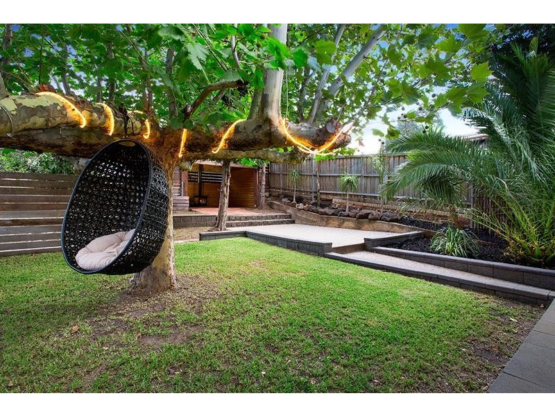 25 Streldon Avenue, Strathmore VIC 3041