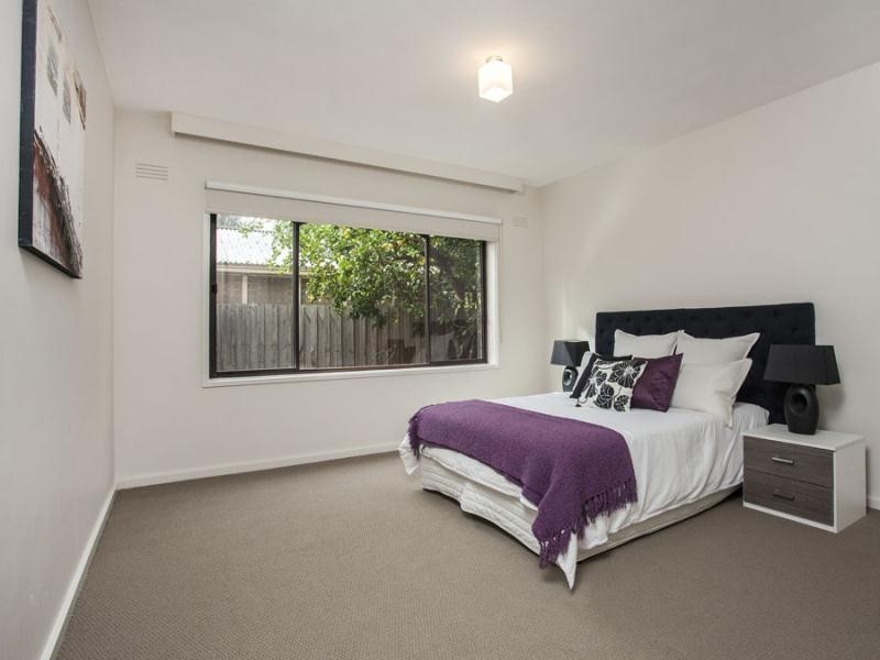 2/76 Bent Street, Moonee Ponds VIC 3039