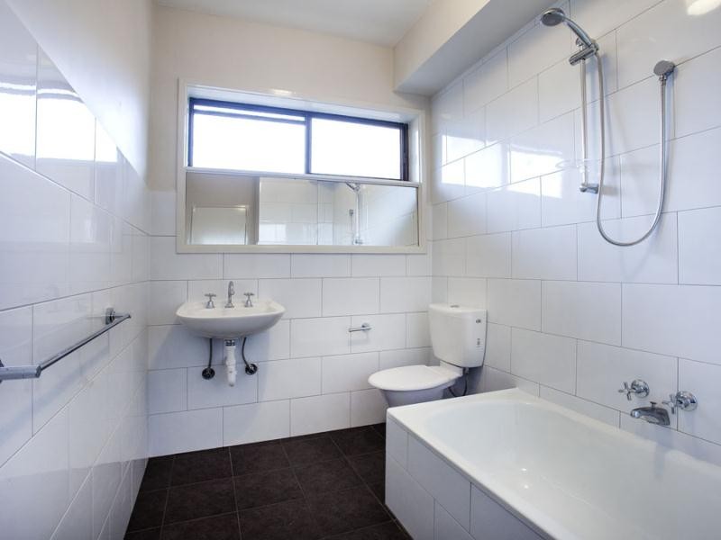 2/76 Bent Street, Moonee Ponds VIC 3039