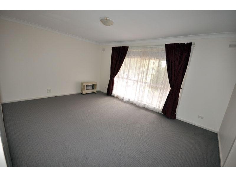 14 Grace Ave, Lake Albert NSW 2650