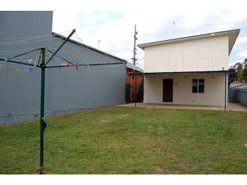 27 Copland Street, Wagga Wagga NSW 2650