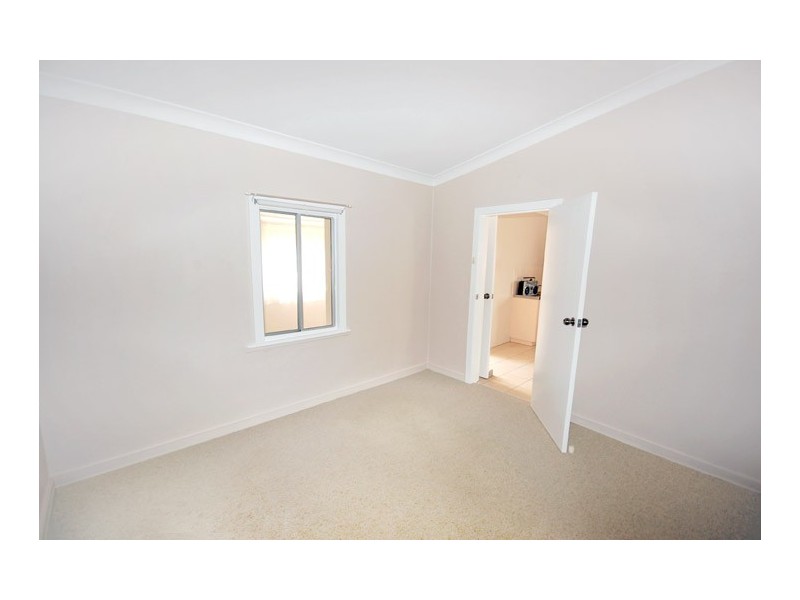 73 Beckwith Street, Wagga Wagga NSW 2650