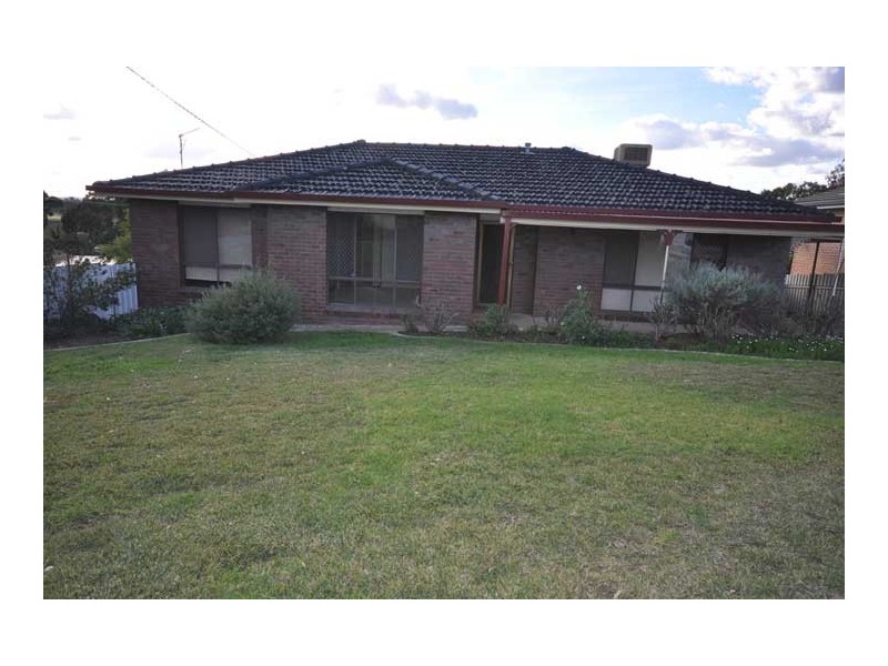 44 Mallory Street, Wagga Wagga NSW 2650