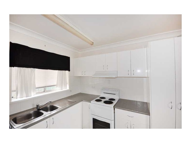 1/1 Matthew, Lockhart NSW 2656