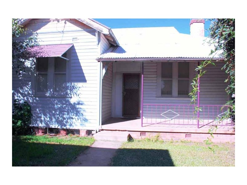 93 Ford Street, Ganmain NSW 2702