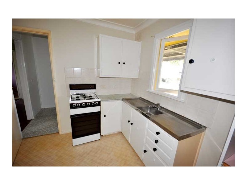 14 Gilmore Ave, Wagga Wagga NSW 2650