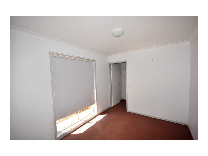 18 Kurrajong Ave, Forest Hill NSW 2651