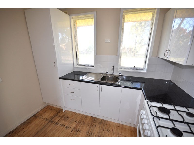 43 Adams Street, Ashmont NSW 2650