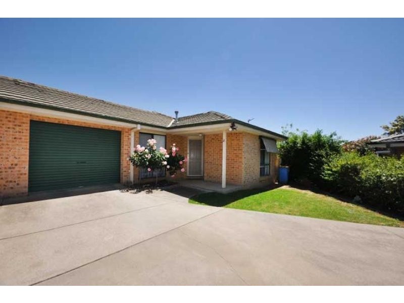 2/13 Bulolo Street, Wagga Wagga NSW 2650