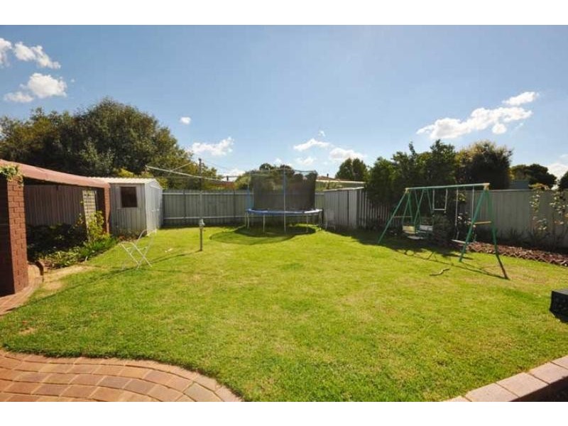 6 Forrest Street, Lake Albert NSW 2650