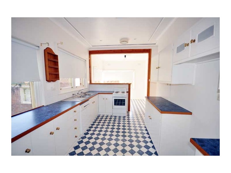 16 Urana street, Wagga Wagga NSW 2650