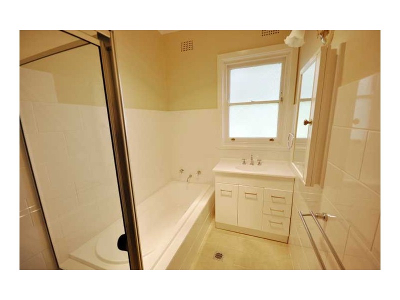 16 Urana street, Wagga Wagga NSW 2650