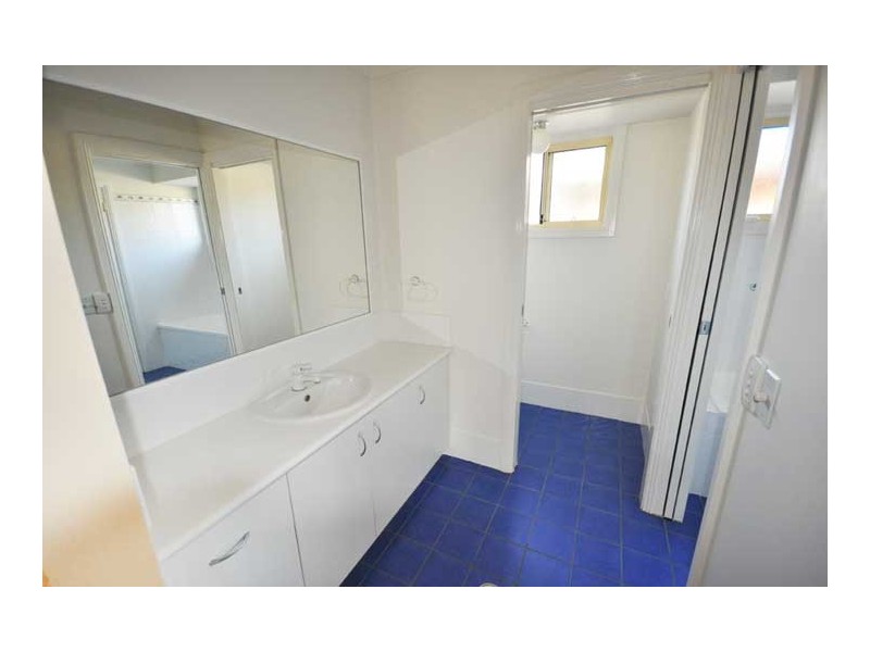 6 Yeomans Place, Wagga Wagga NSW 2650