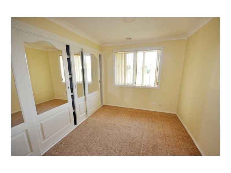 6 Yeomans Place, Wagga Wagga NSW 2650