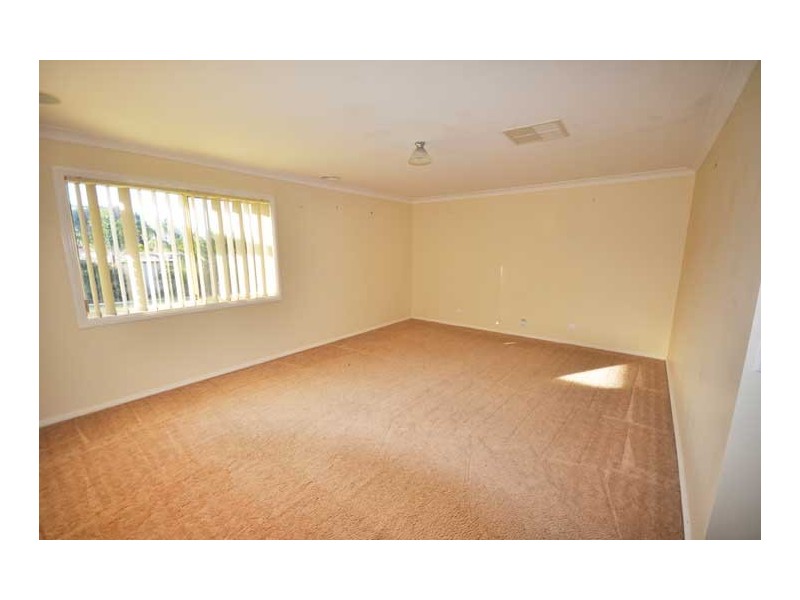 6 Yeomans Place, Wagga Wagga NSW 2650