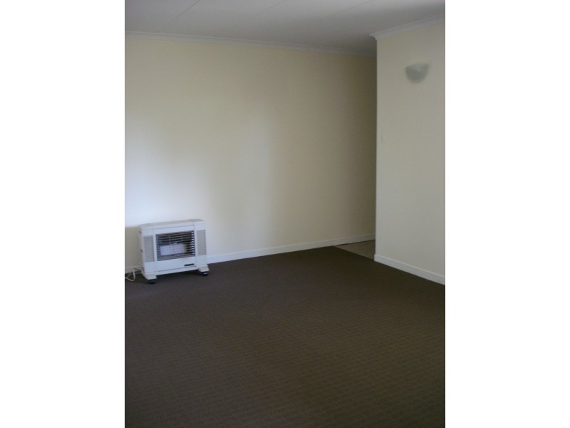 63 Urana Street, The Rock NSW 2655