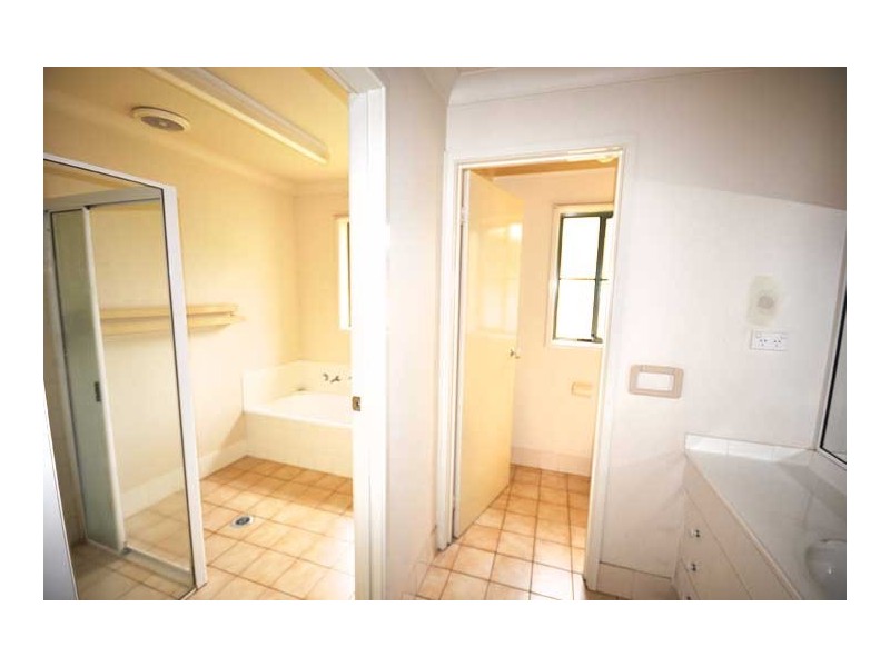 2/41 Schipp Street, Wagga Wagga NSW 2650