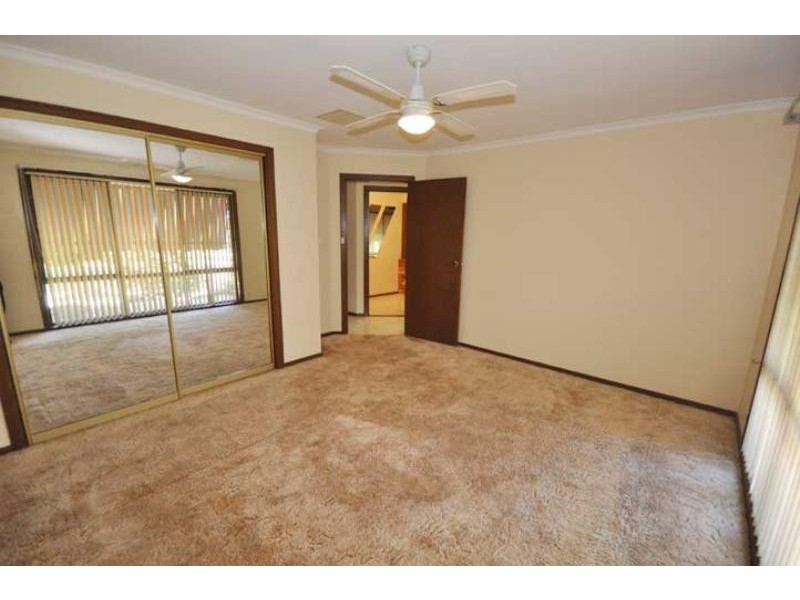 21 Alldis Place, Kooringal NSW 2650