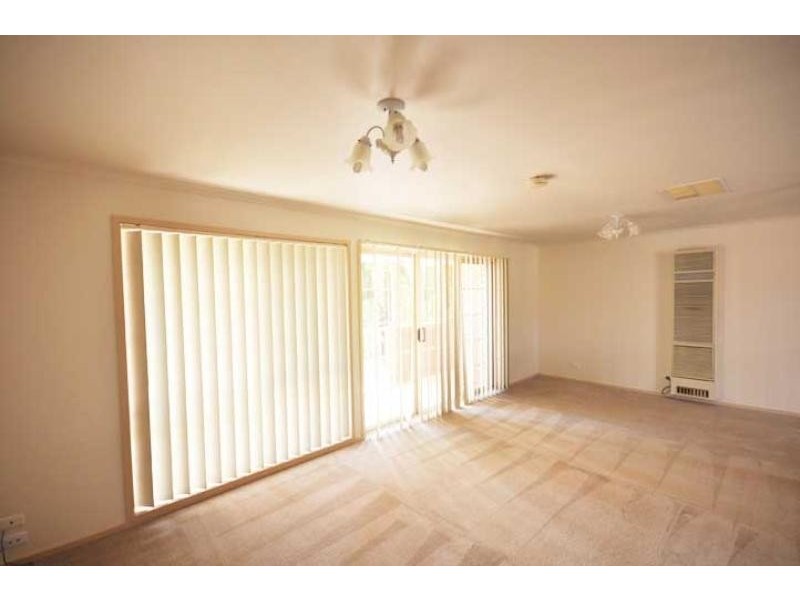 2/24 Sackville Street, Forest Hill NSW 2651