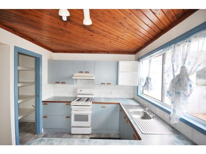 64 Drummond Street, Lockhart NSW 2656