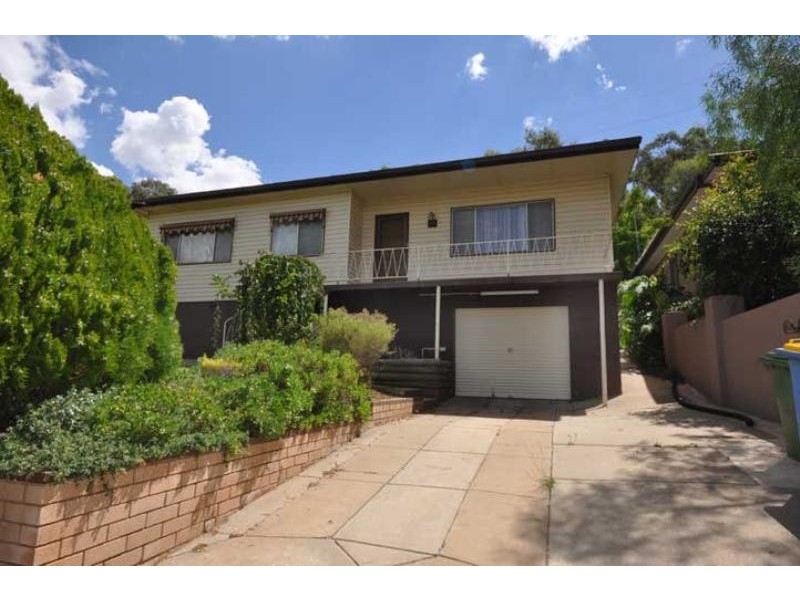 26 Warrawong Street, Kooringal NSW 2650