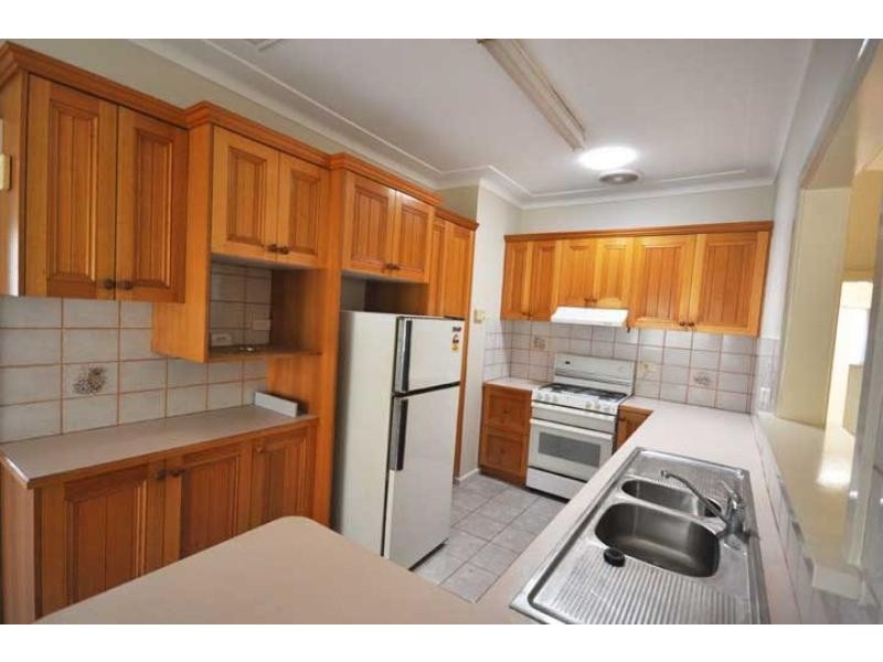 26 Warrawong Street, Kooringal NSW 2650