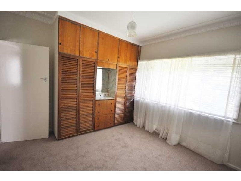 26 Warrawong Street, Kooringal NSW 2650