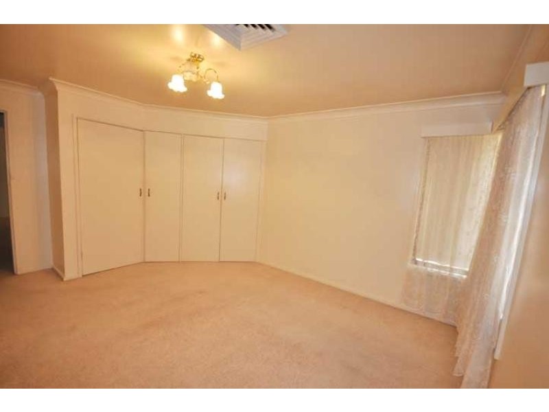 44 Alexander Street, Wagga Wagga NSW 2650