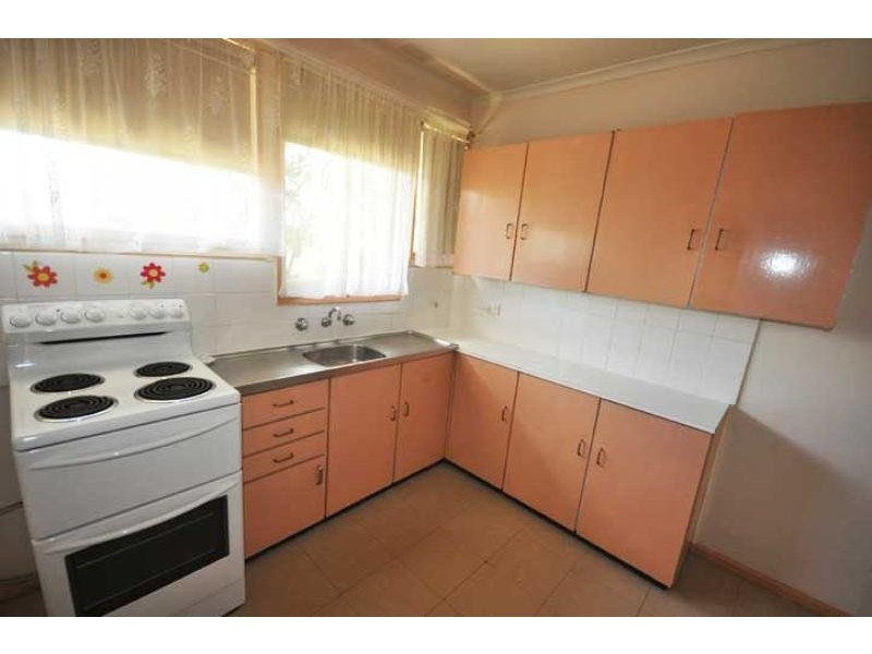 50 Warrawong St, Wagga Wagga NSW 2650