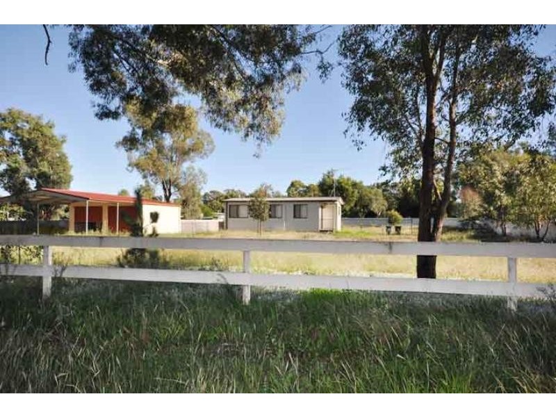 36 Railway Street, The Rock NSW 2655