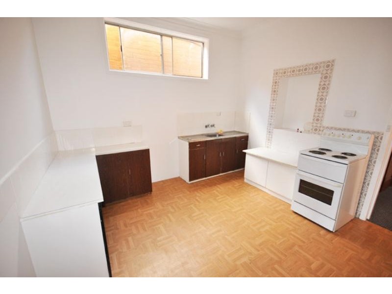 73 Best Street, Wagga Wagga NSW 2650