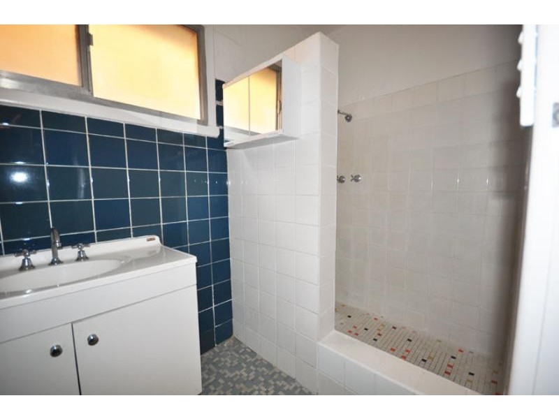 73 Best Street, Wagga Wagga NSW 2650