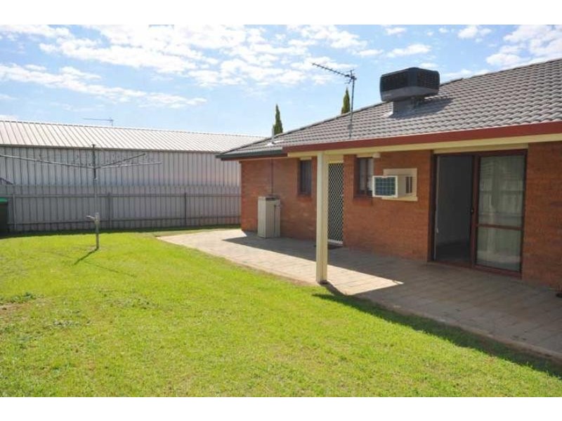 2/52 Eldershaw Drive, Forest Hill NSW 2651