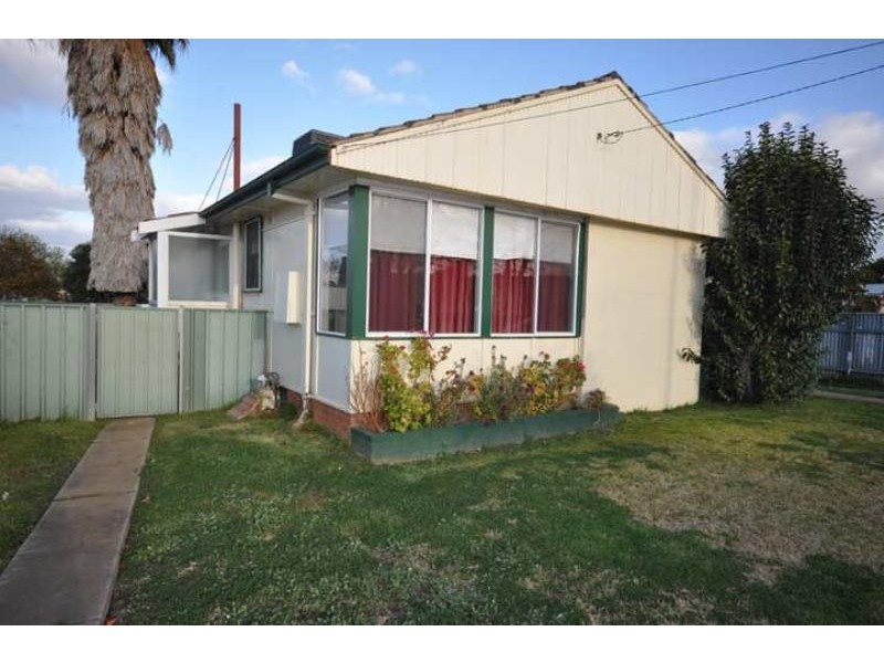 27 Sepik Road, Ashmont NSW 2650