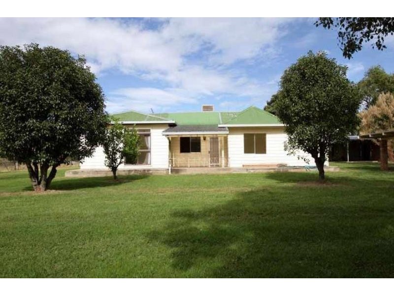 6915 Holbrook Rd, Wagga Wagga NSW 2650