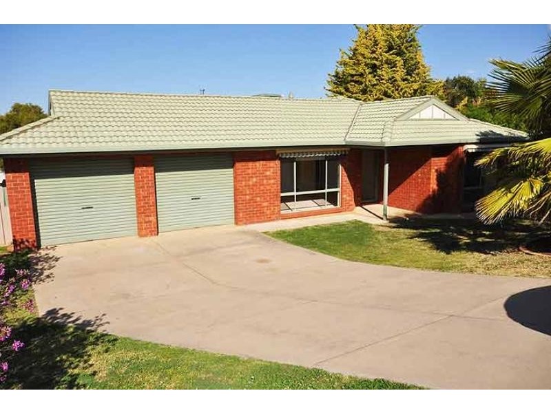 3 Minya Place, Glenfield Park NSW 2650