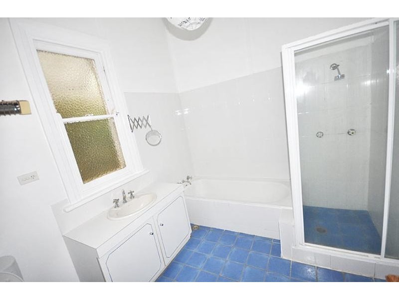 56 Urana Street, Wagga Wagga NSW 2650