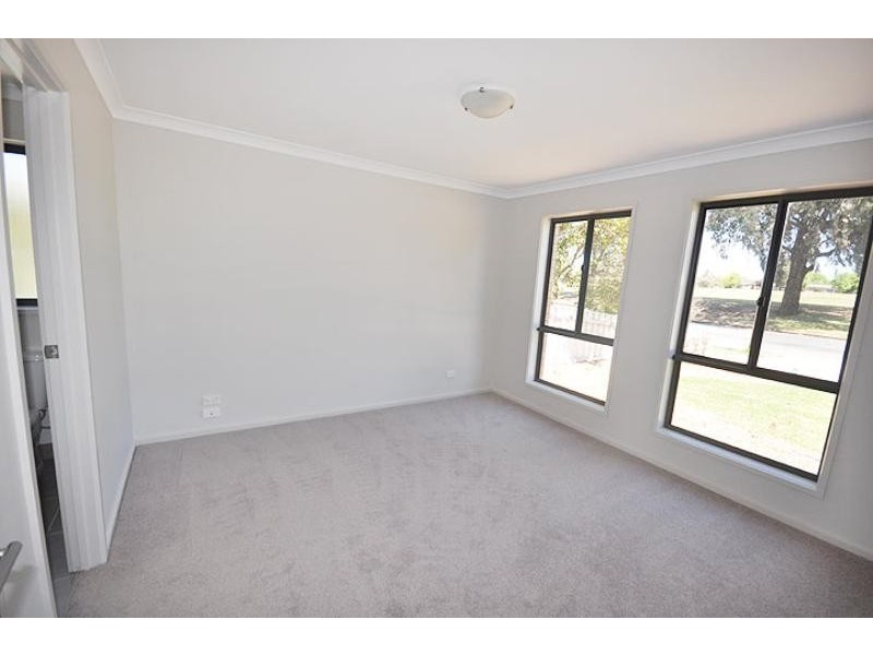 1/21 The Boulevarde, Kooringal NSW 2650