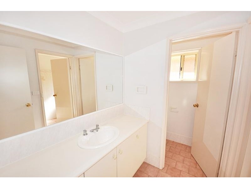 35 Bourkelands Drive, Bourkelands NSW 2650