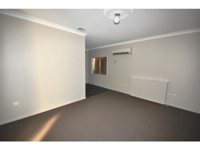 38 Tobruk Street, Ashmont NSW 2650