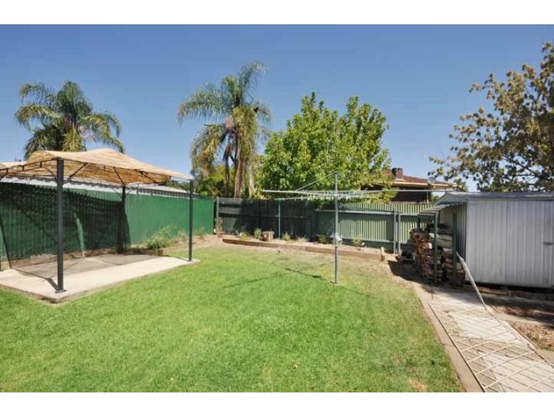 168 Fernleigh Road, Wagga Wagga NSW 2650